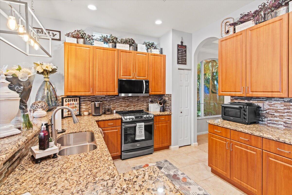 3172 Santa Margarita Road