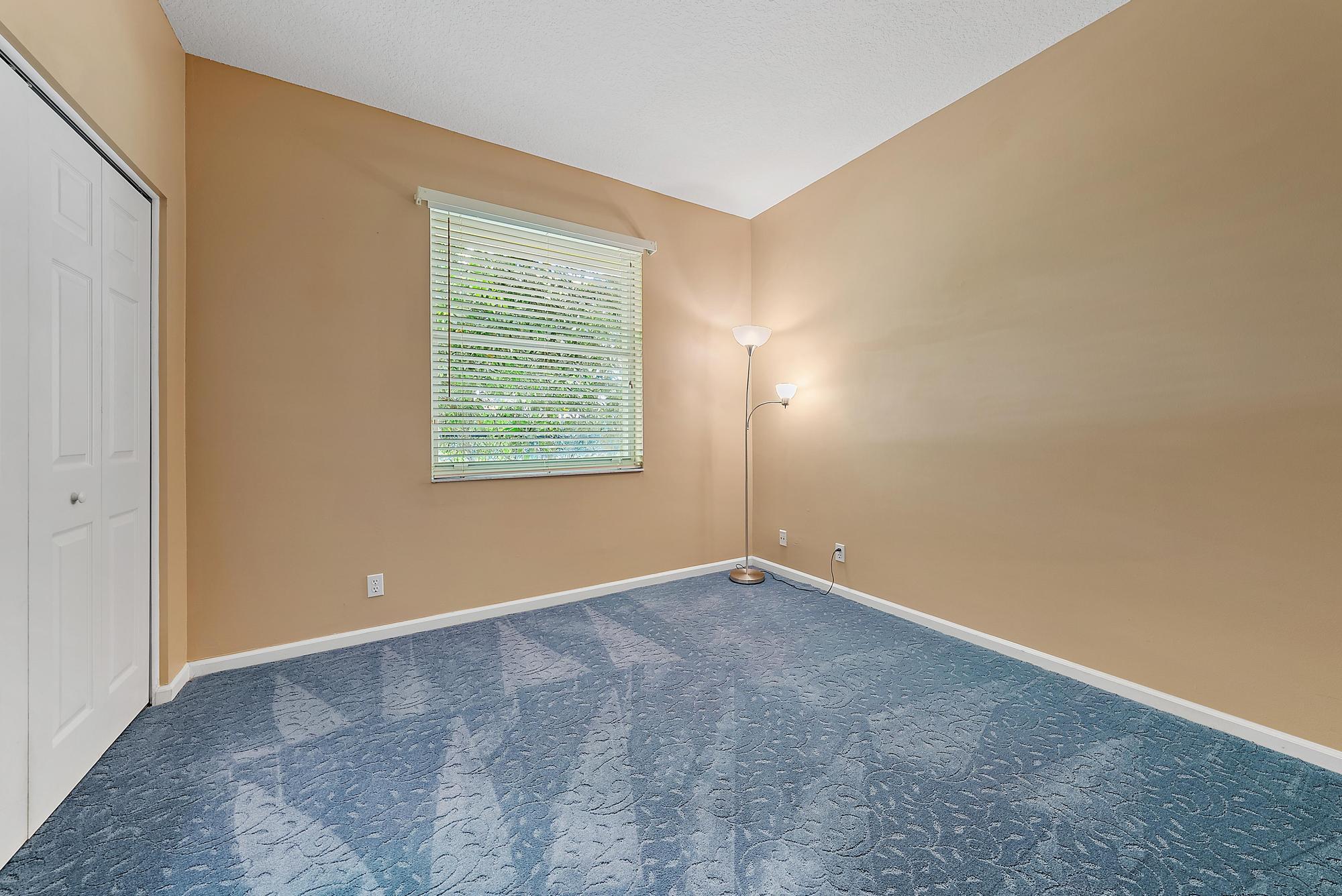121 Hidden Hollow Drive
