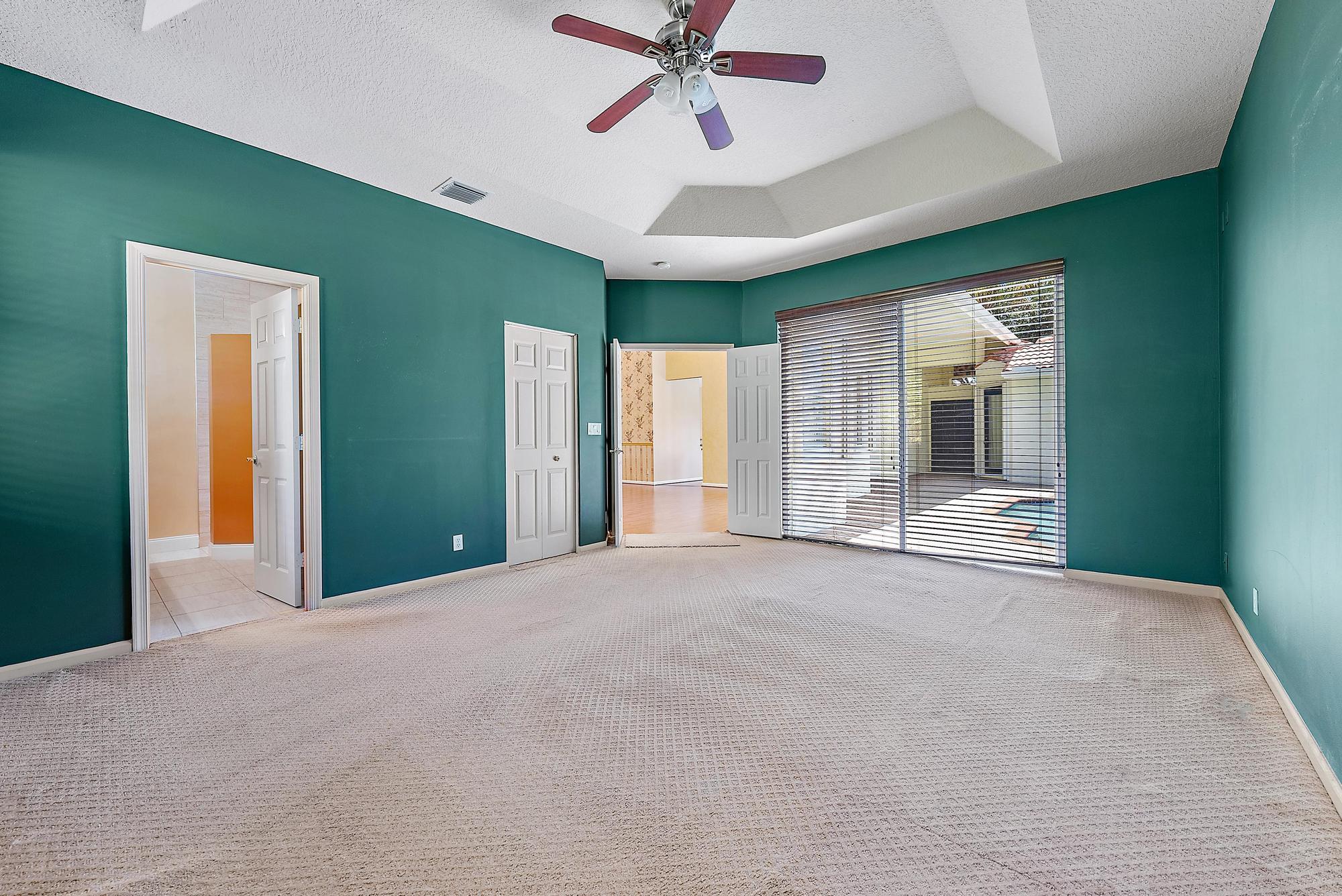 121 Hidden Hollow Drive