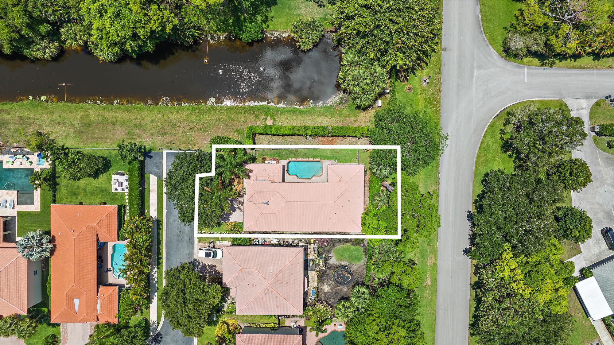 121 Hidden Hollow Drive