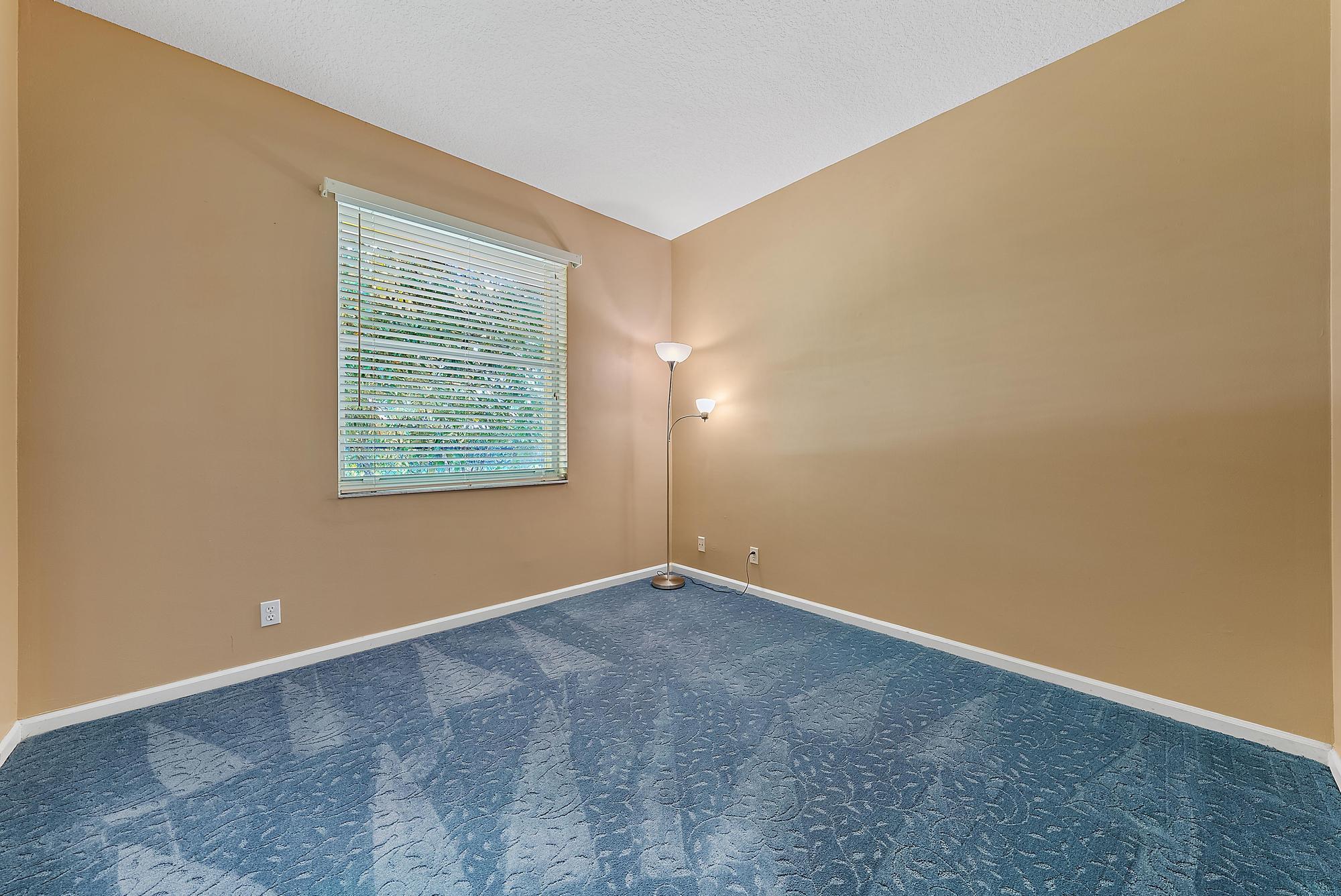 121 Hidden Hollow Drive