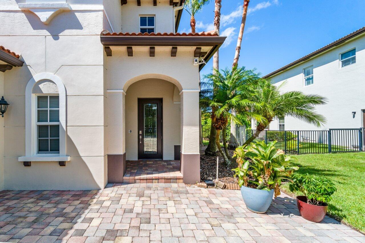 139 Whale Cay Way