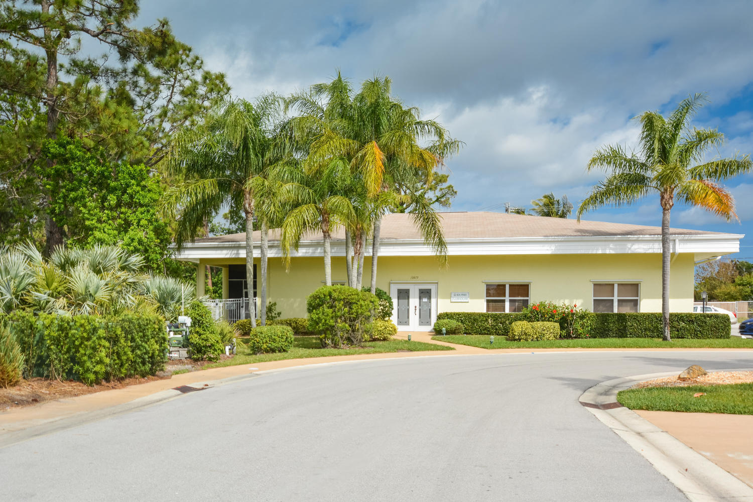 11109 SE Sea Pines Circle