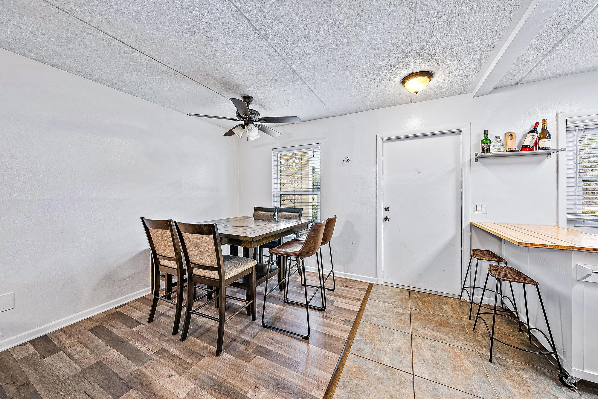 510 Prosperity Farms Road 2b