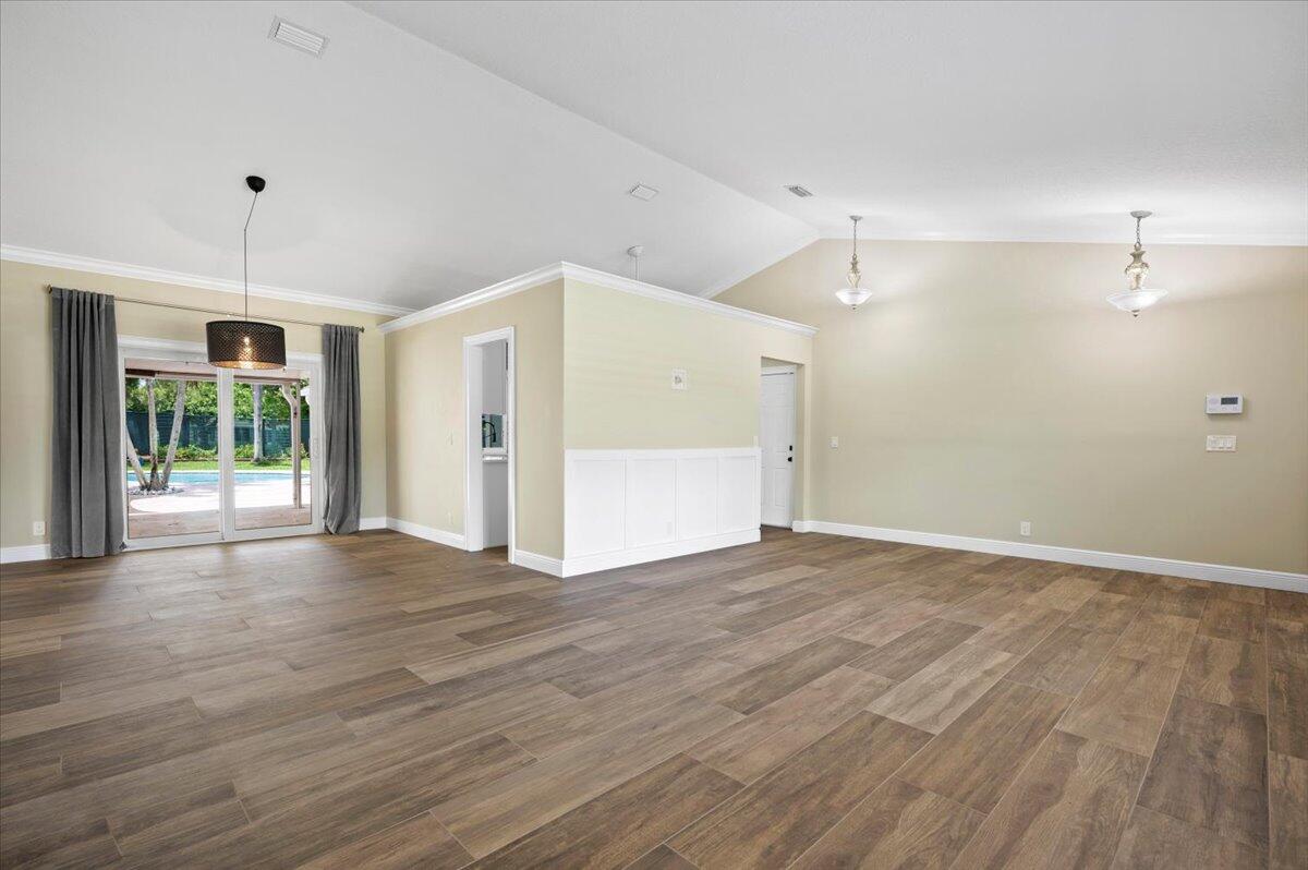 5143 Whitewood Way