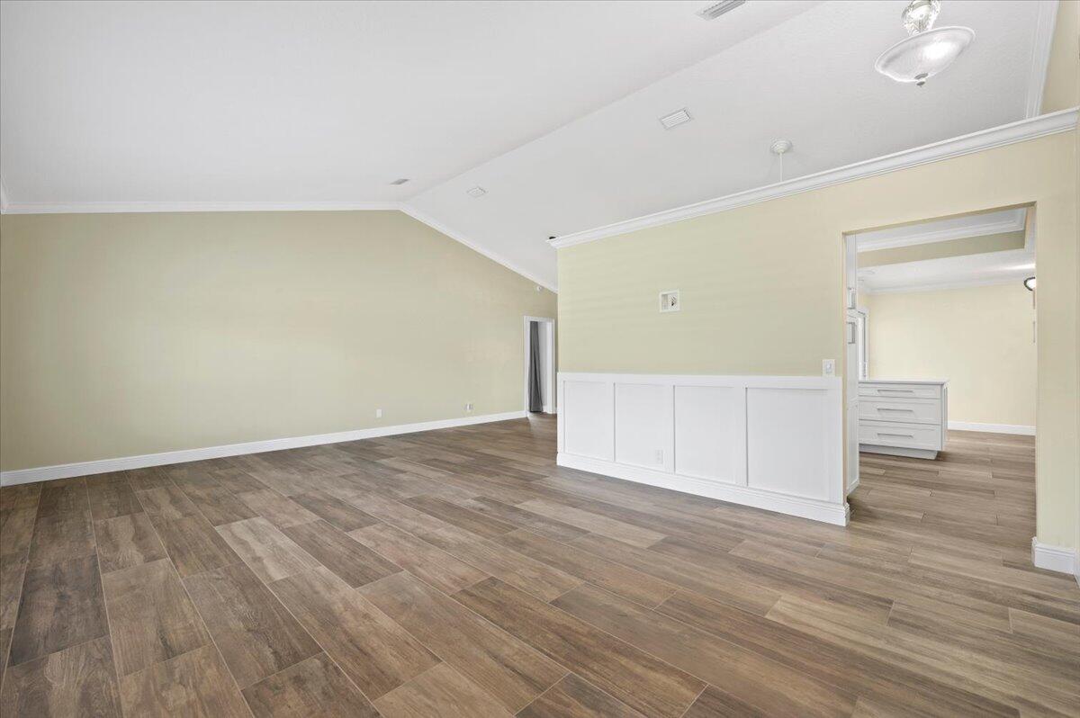 5143 Whitewood Way