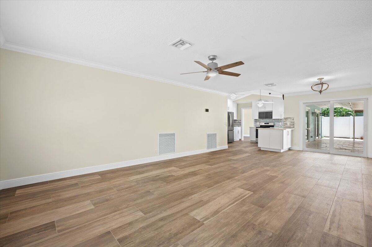 5143 Whitewood Way