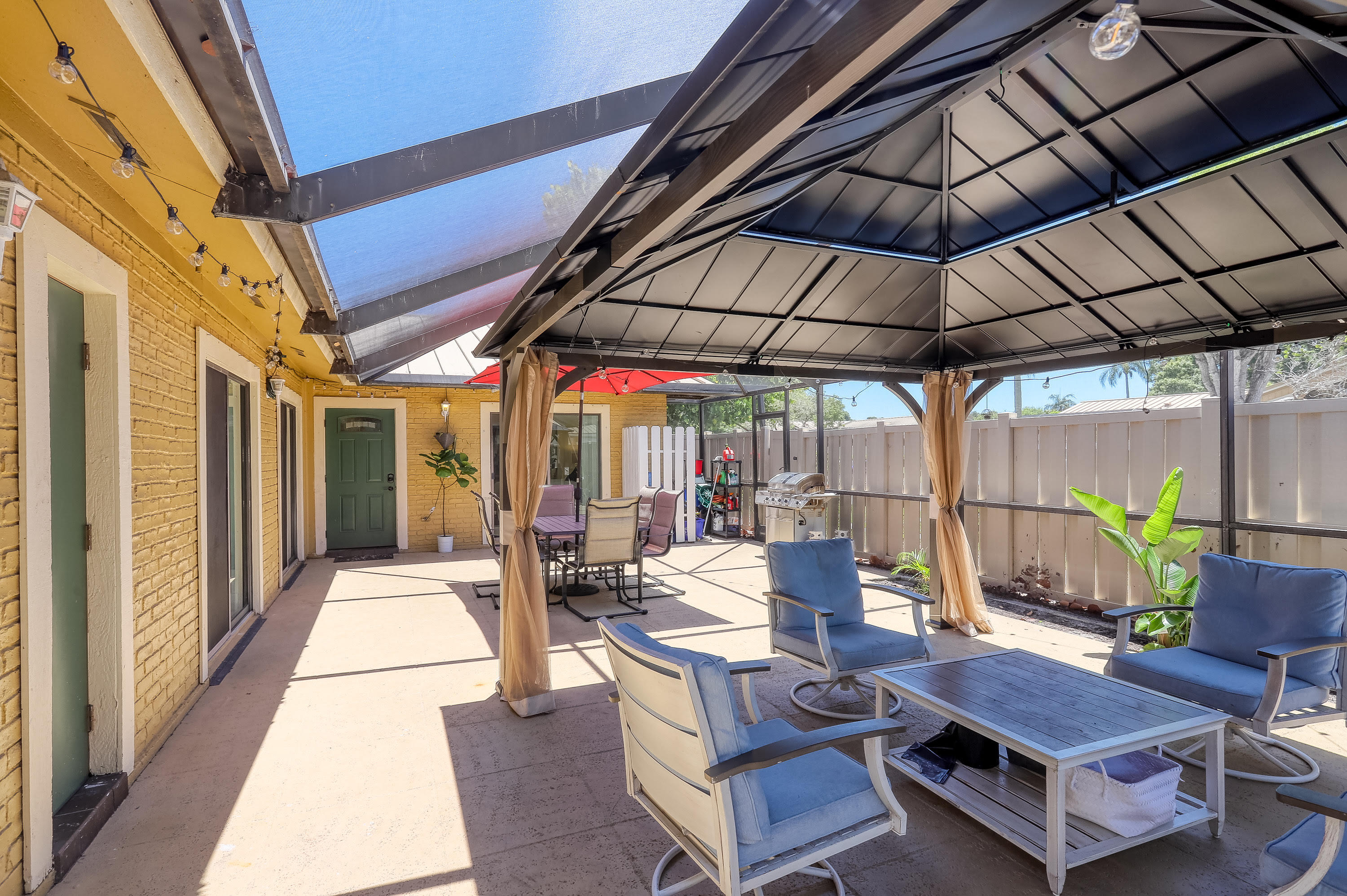 5916 Golden Eagle Circle