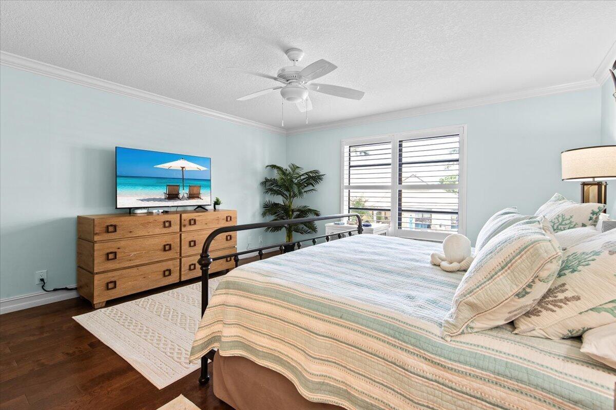 300 N Highway A1a 203e