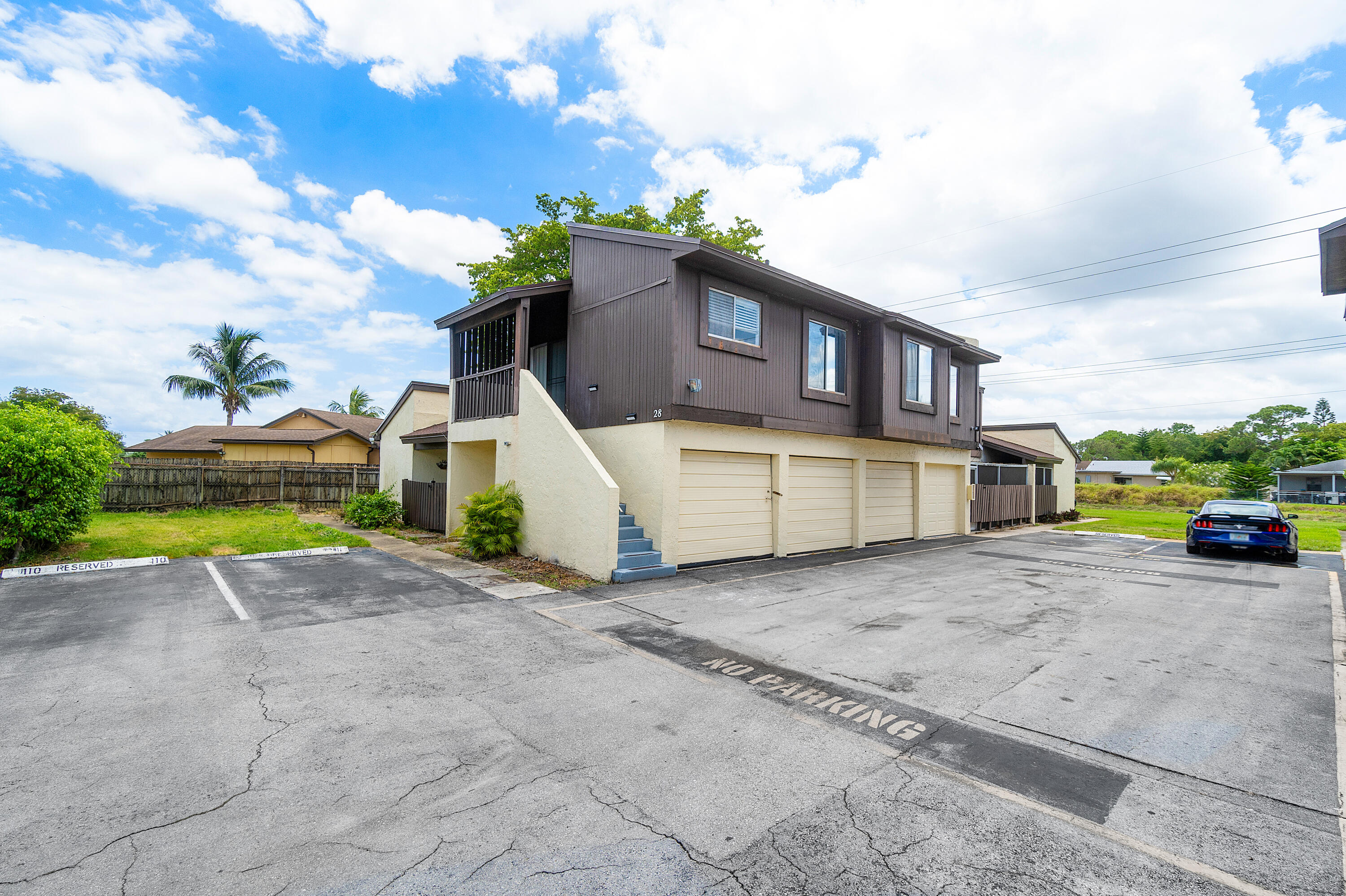 5268 Bosque Lane, 28, West Palm Beach Unit: 28