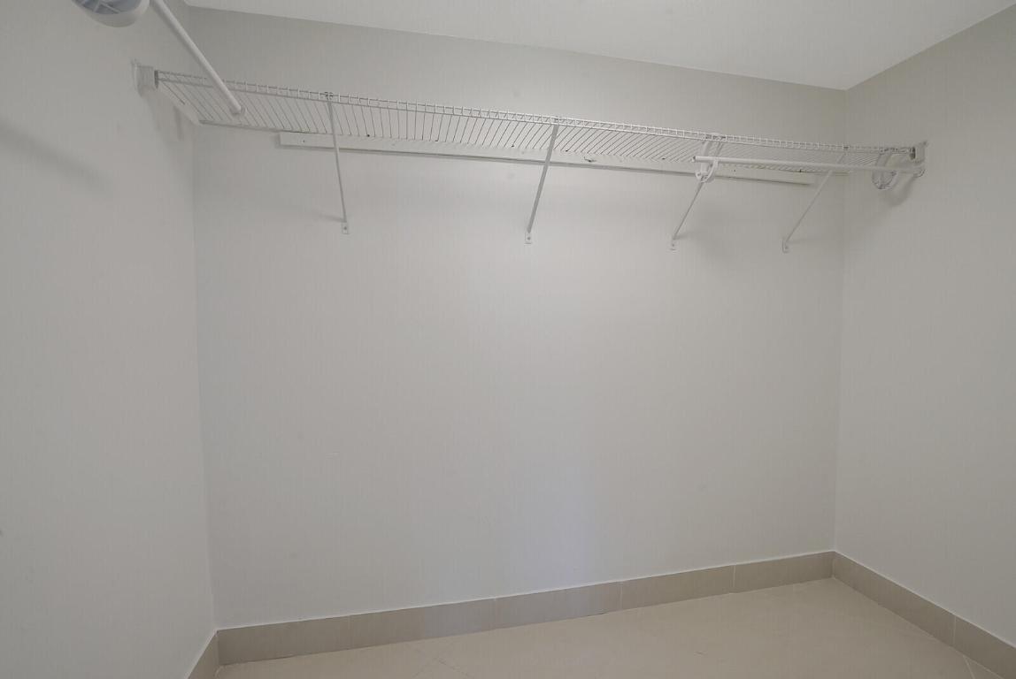 2900 SW 22nd Avenue 5170