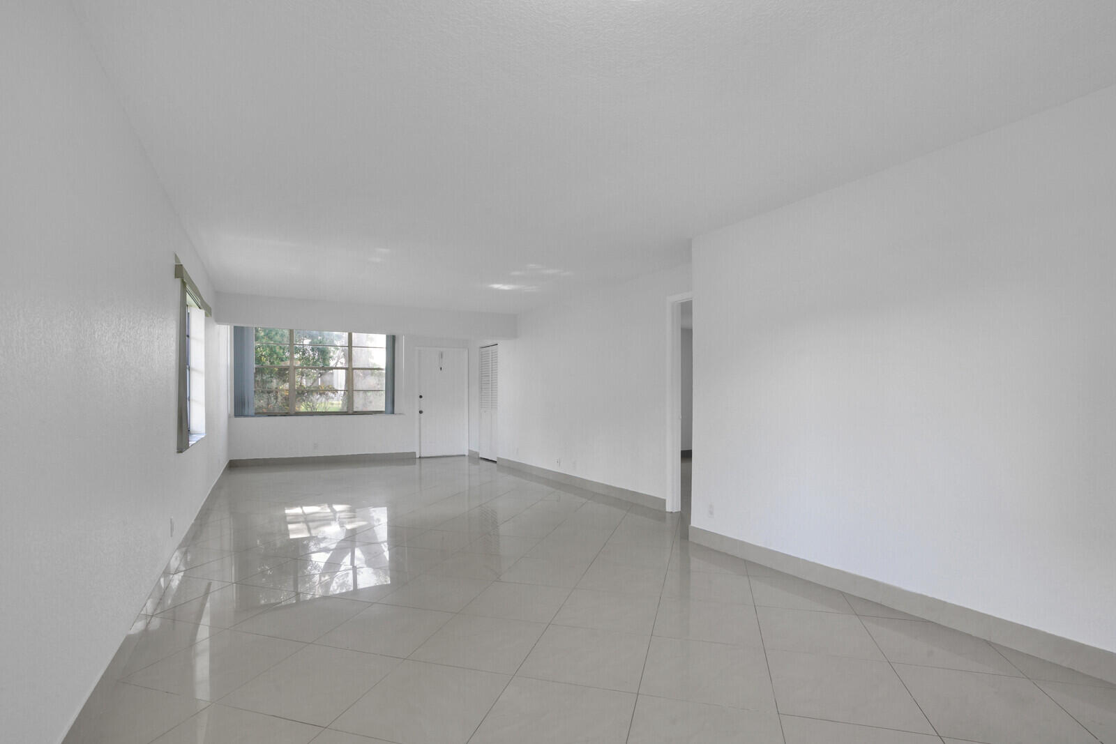 2900 SW 22nd Avenue 5170
