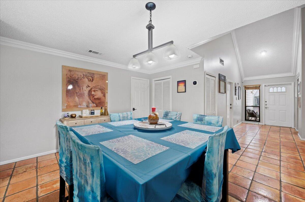 475 Sweet Wood Way
