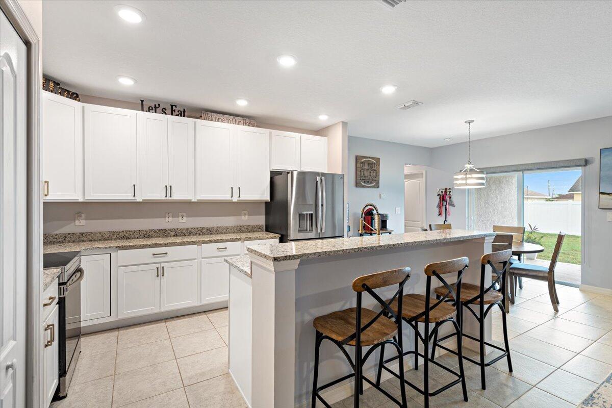 2257 SW Kenwick Avenue