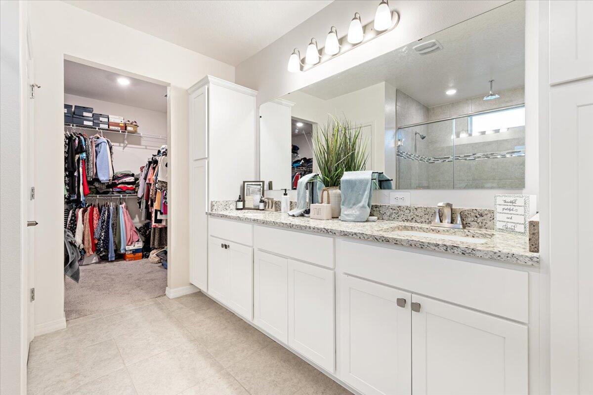 2257 SW Kenwick Avenue