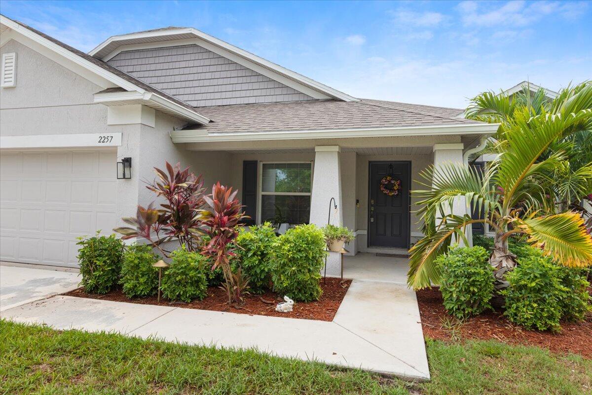 2257 SW Kenwick Avenue