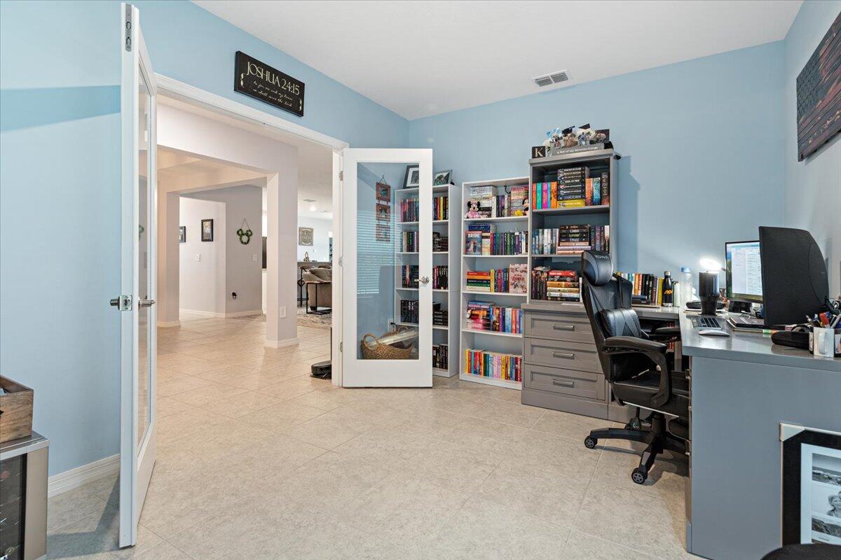 2257 SW Kenwick Avenue