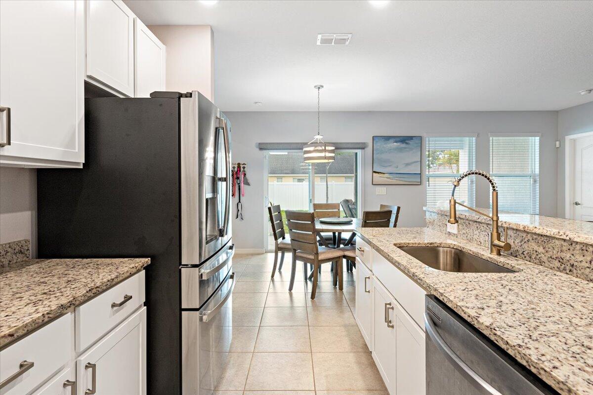 2257 SW Kenwick Avenue