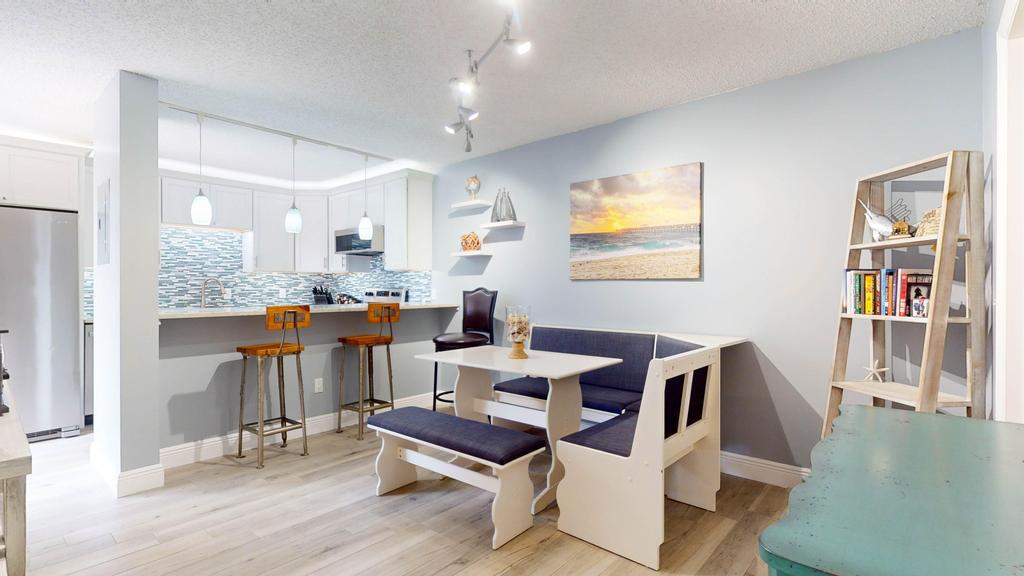 825 Center Street 30b