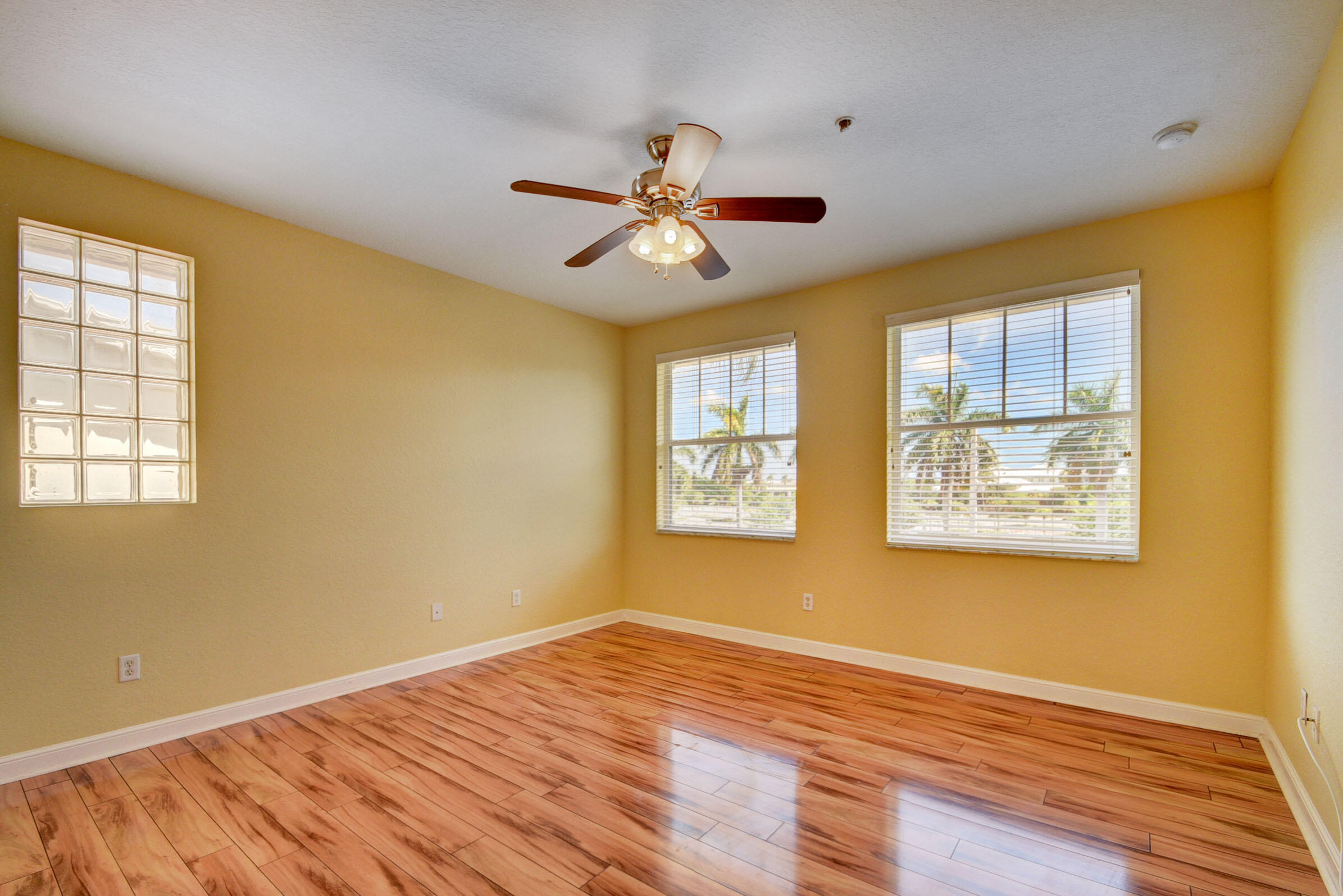 770 Millbrae Court 8, West Palm Beach Unit: 8