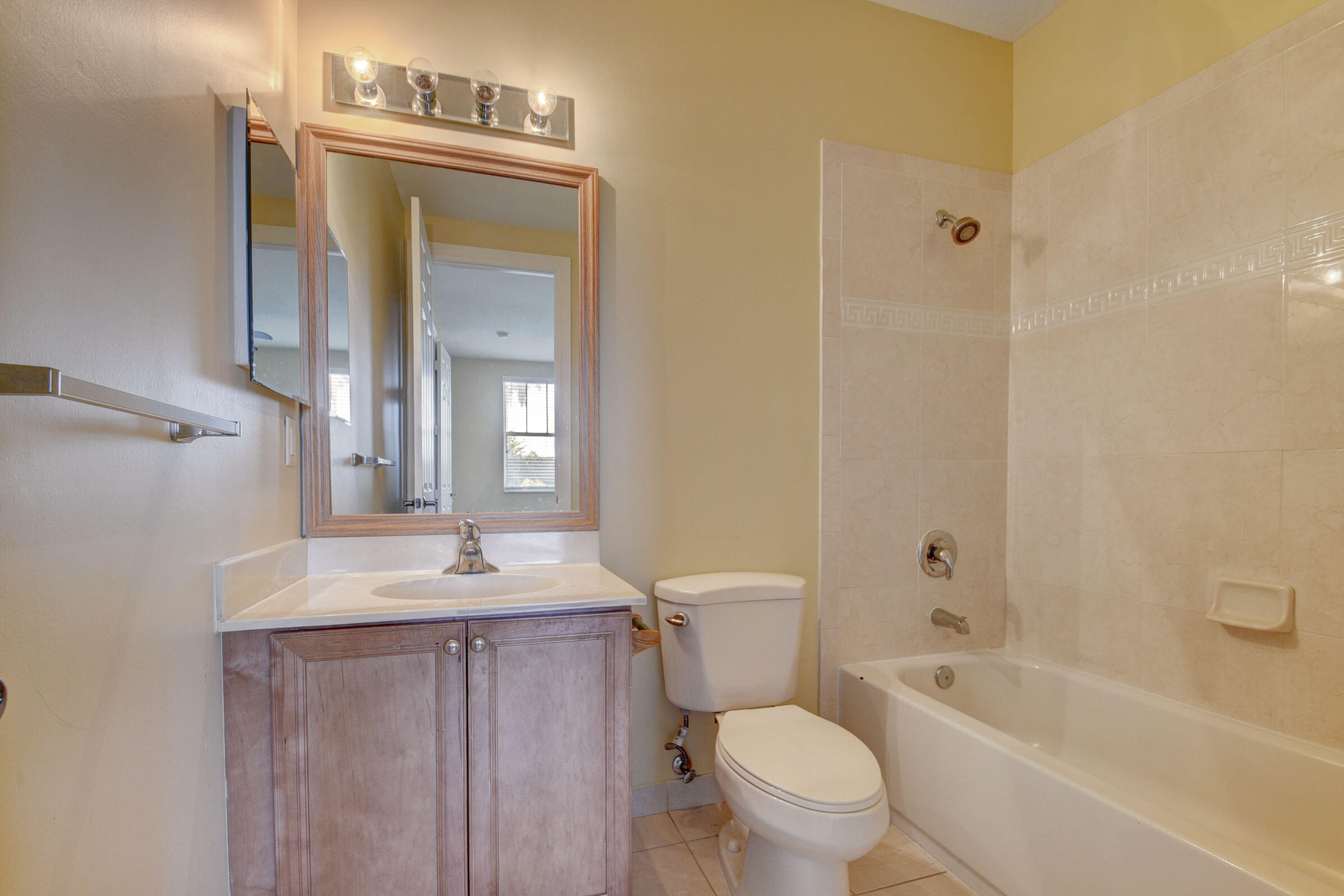 770 Millbrae Court 8, West Palm Beach Unit: 8