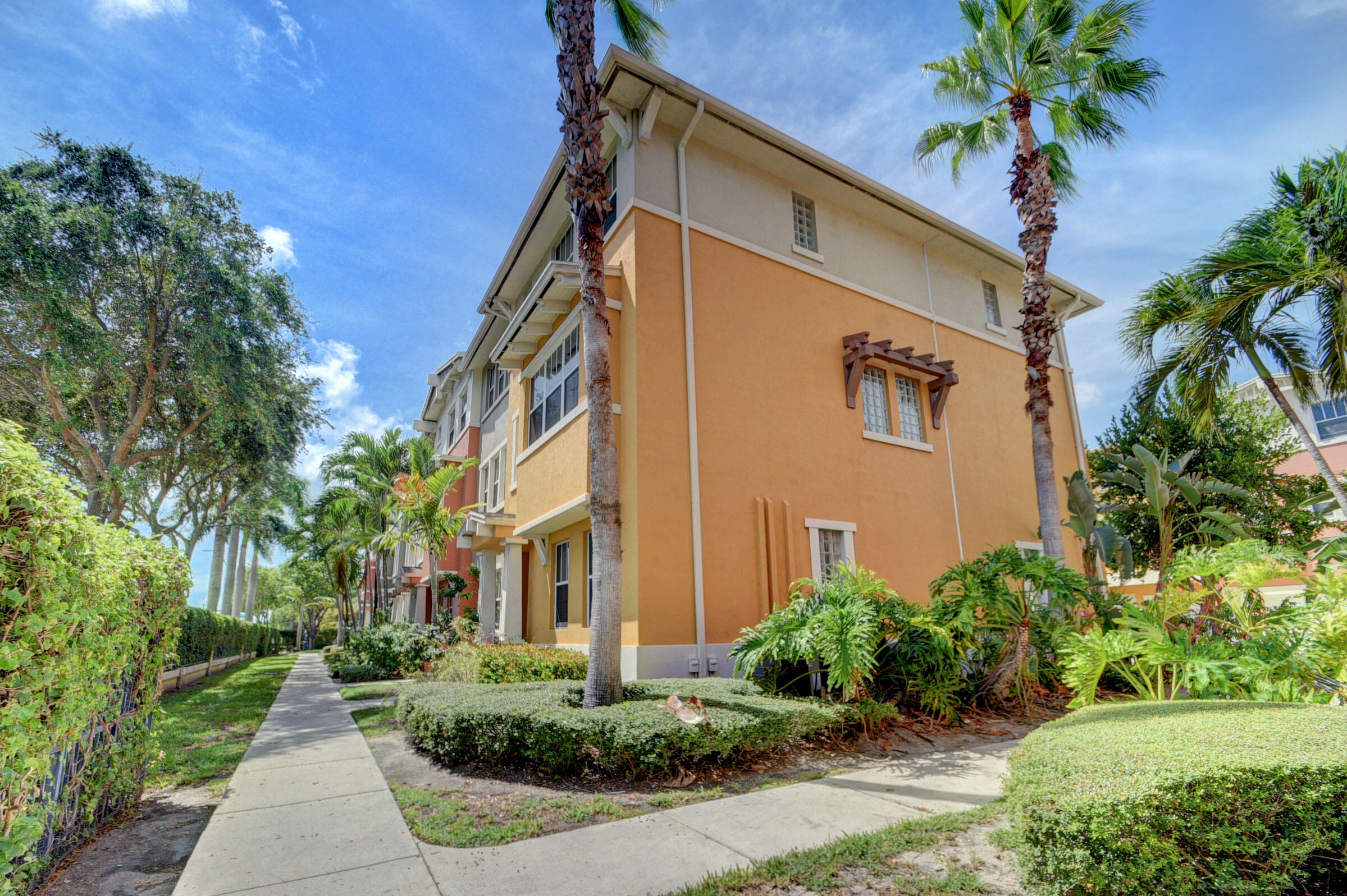 770 Millbrae Court 8, West Palm Beach Unit: 8