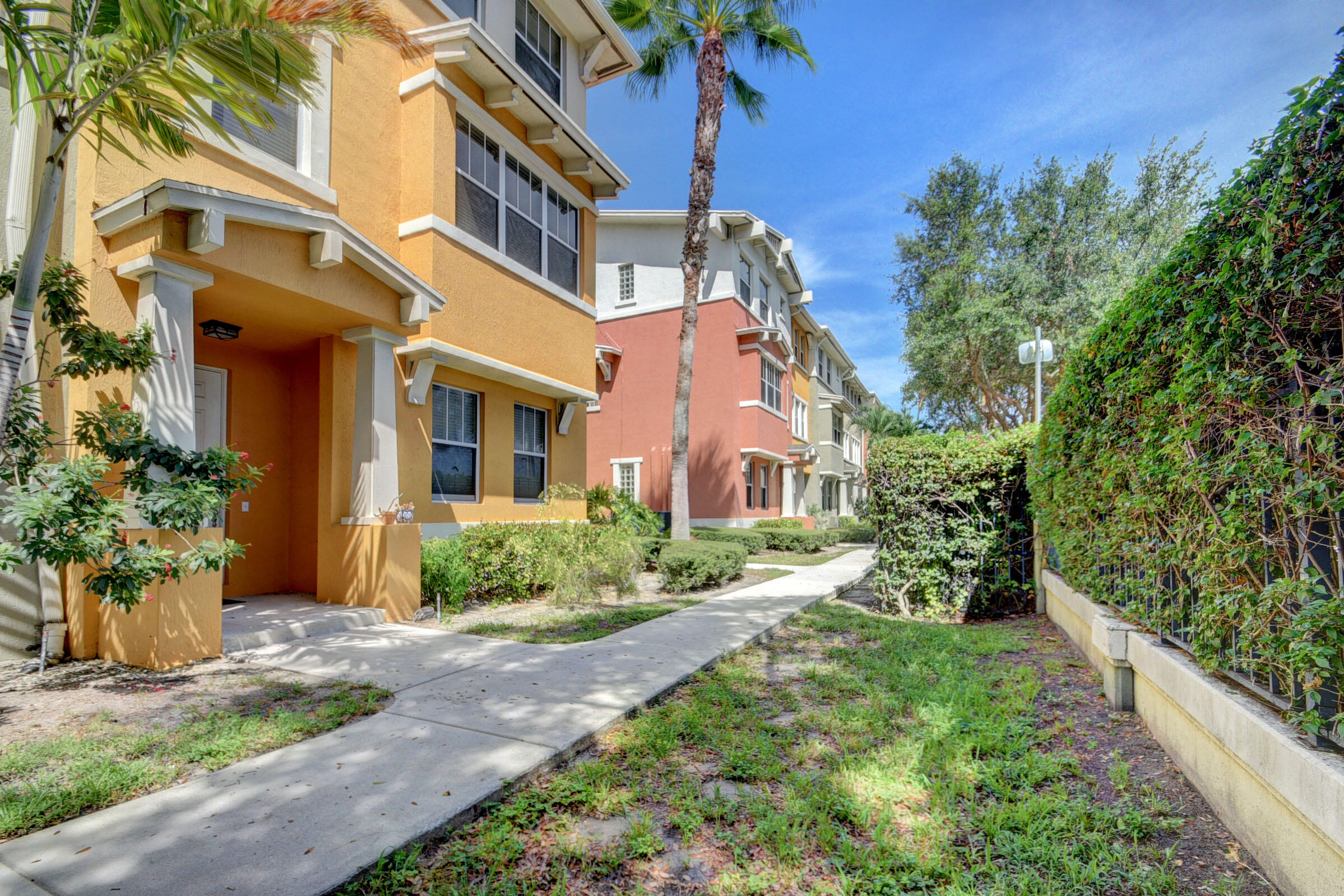 770 Millbrae Court 8, West Palm Beach Unit: 8