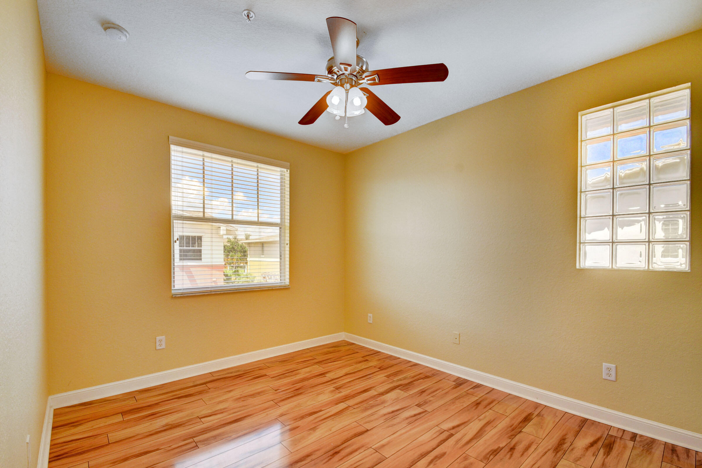 770 Millbrae Court 8, West Palm Beach Unit: 8