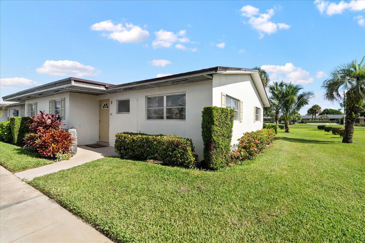 2804 Crosley Drive E Apt N, West Palm Beach Unit: Apt N
