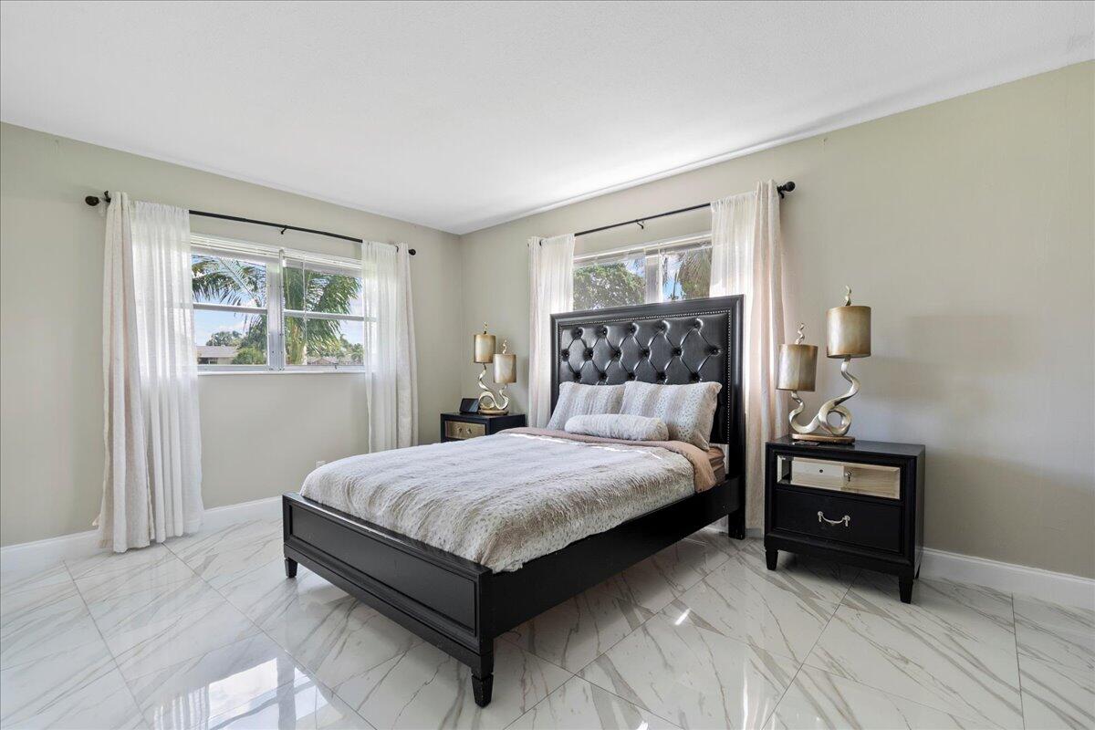 2804 Crosley Drive E Apt N, West Palm Beach Unit: Apt N