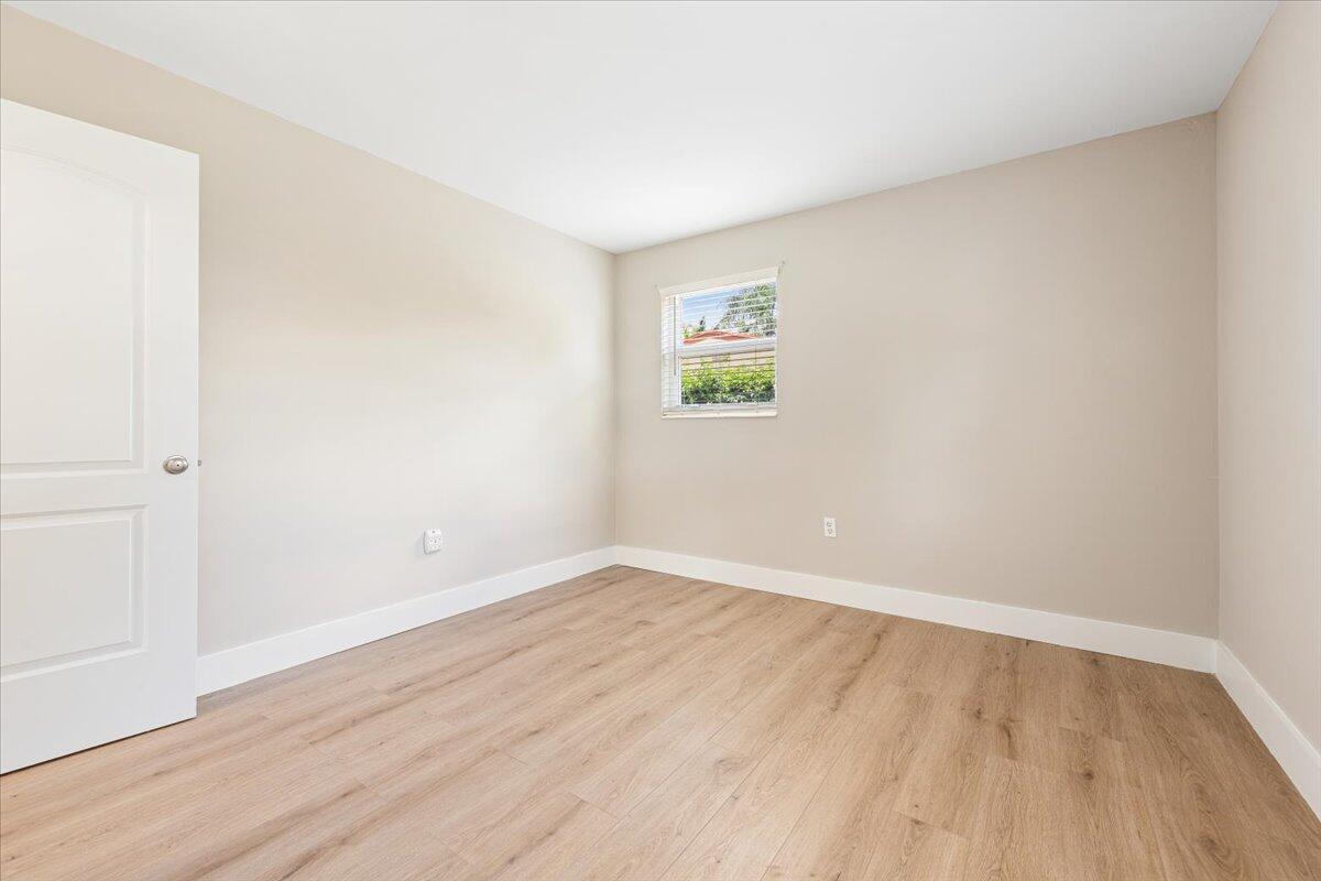 9265 Bloomfield Drive