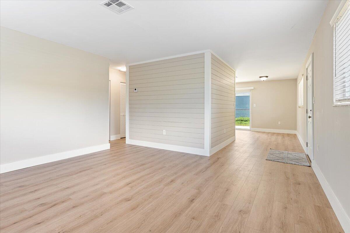 9265 Bloomfield Drive