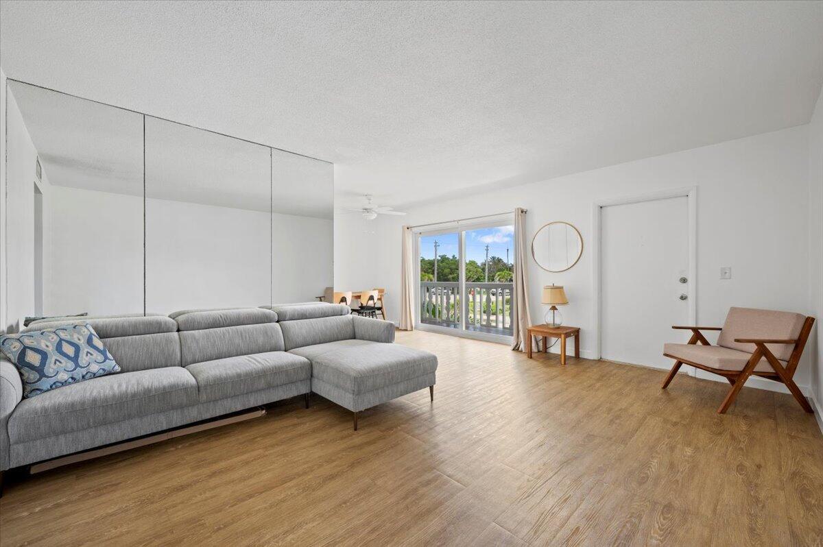 4201 S Ocean Boulevard H7