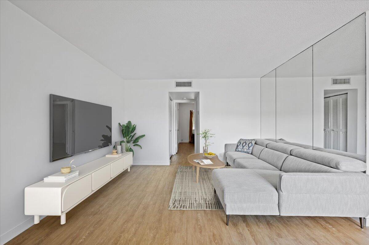 4201 S Ocean Boulevard H7