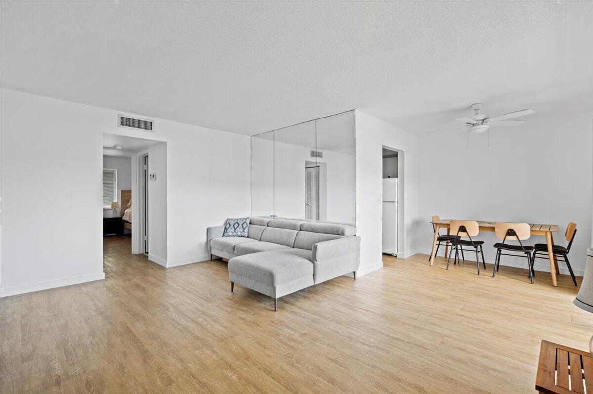4201 S Ocean Boulevard H7