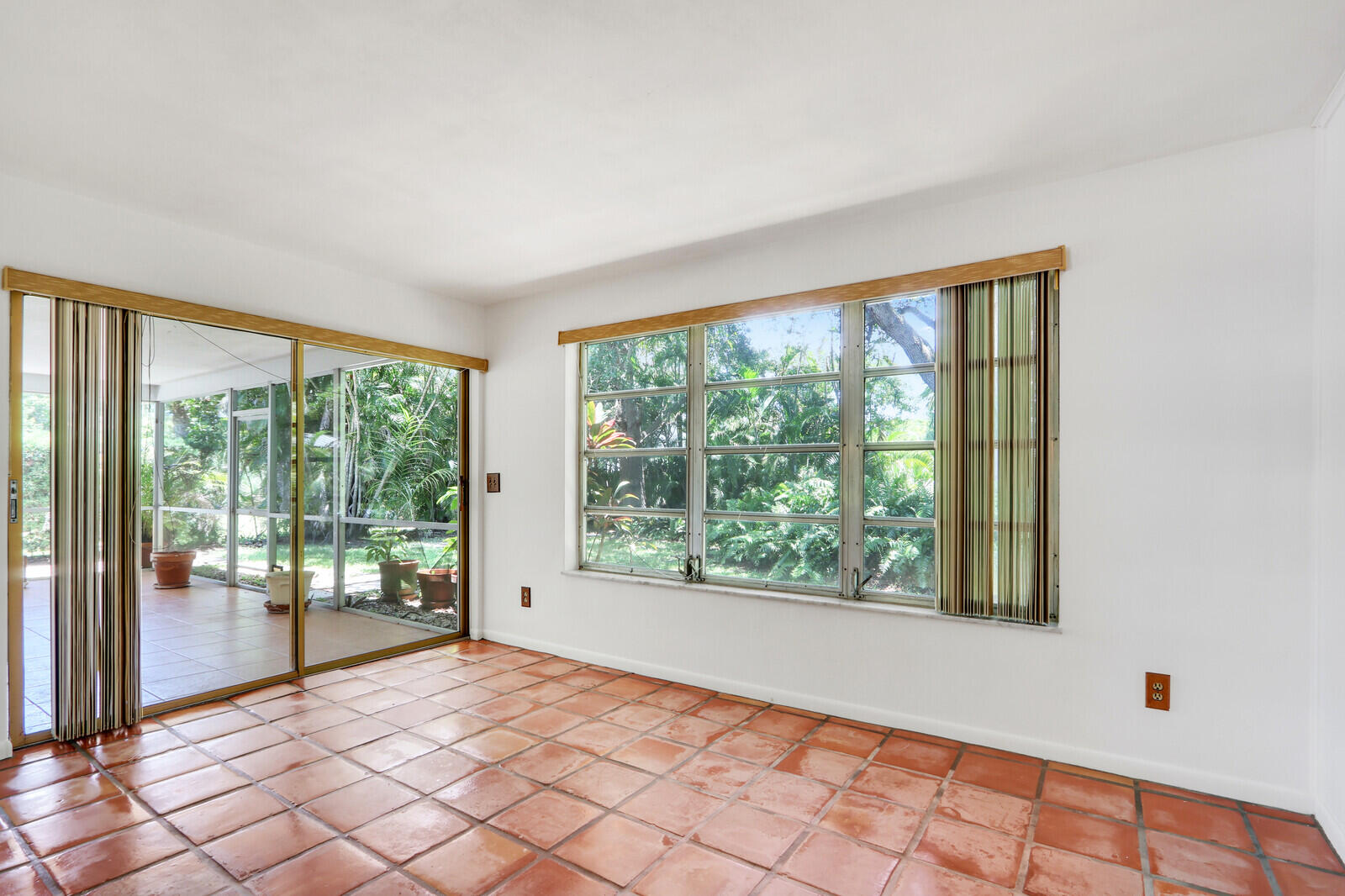 421 SE Edgewood Drive