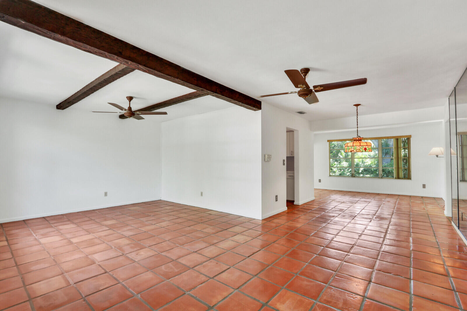 421 SE Edgewood Drive