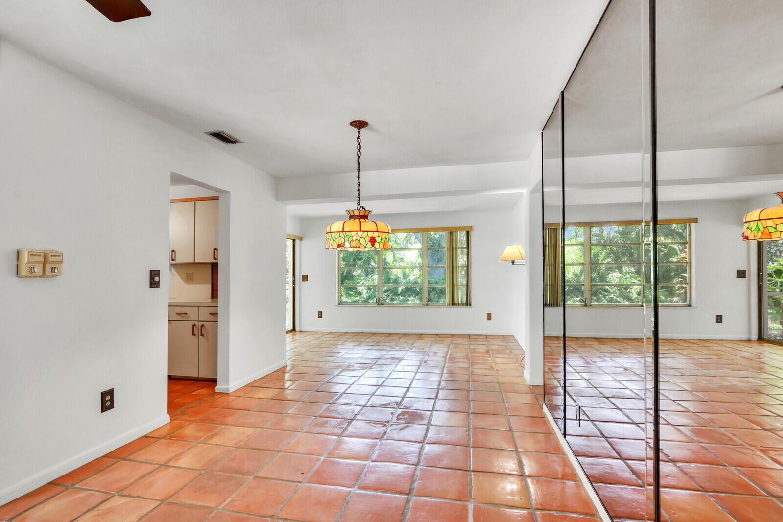 421 SE Edgewood Drive