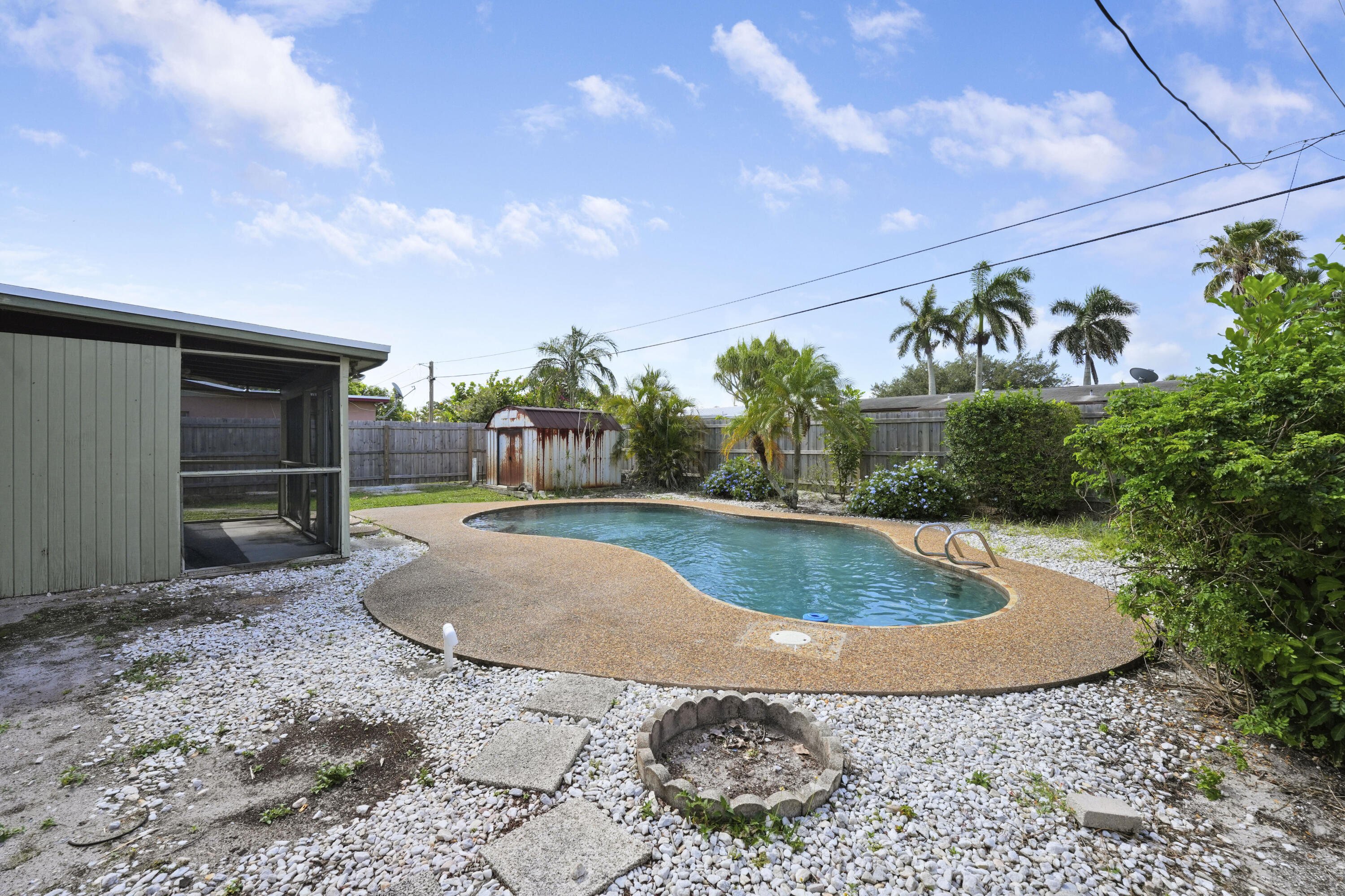 3630 Island Road