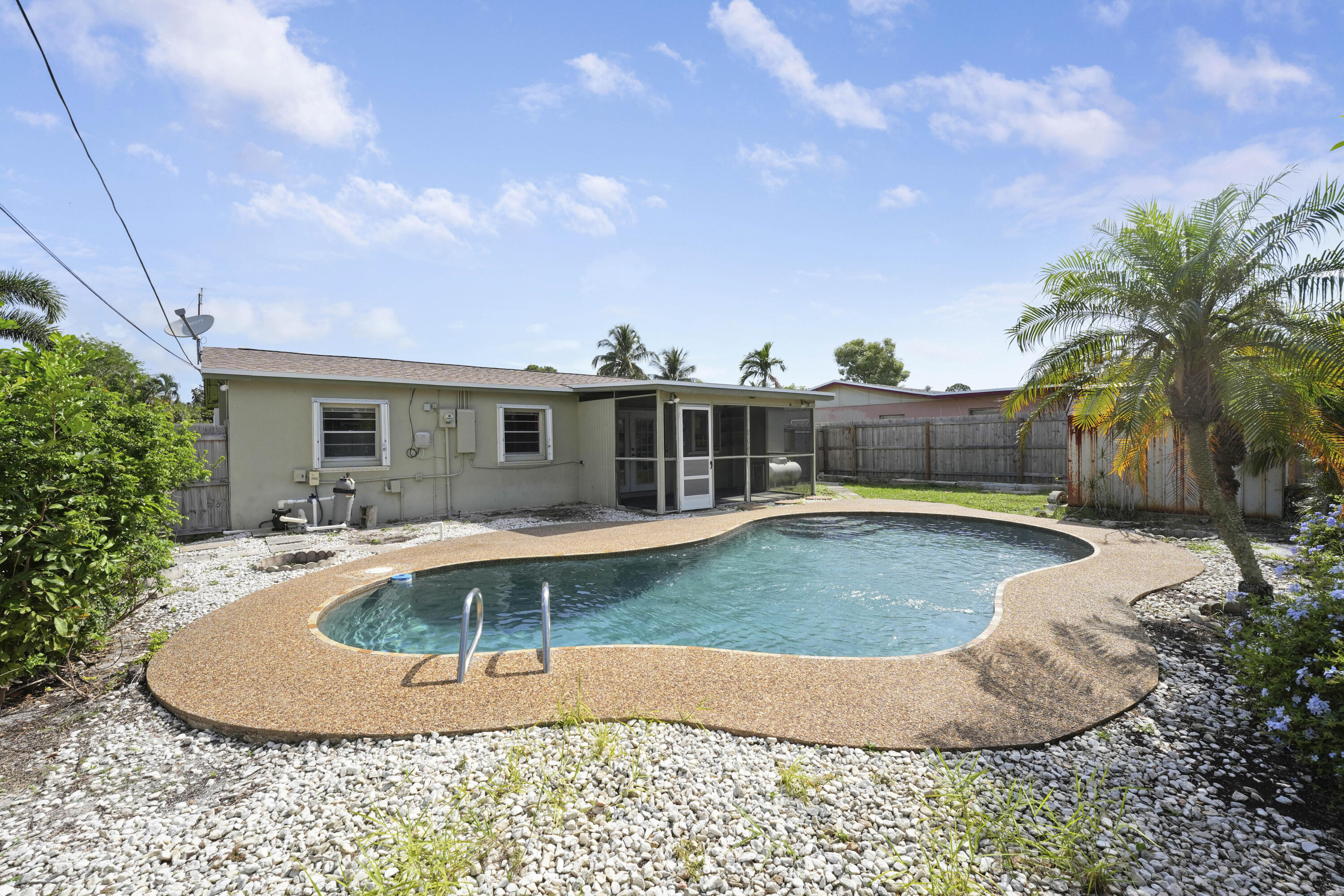 3630 Island Road