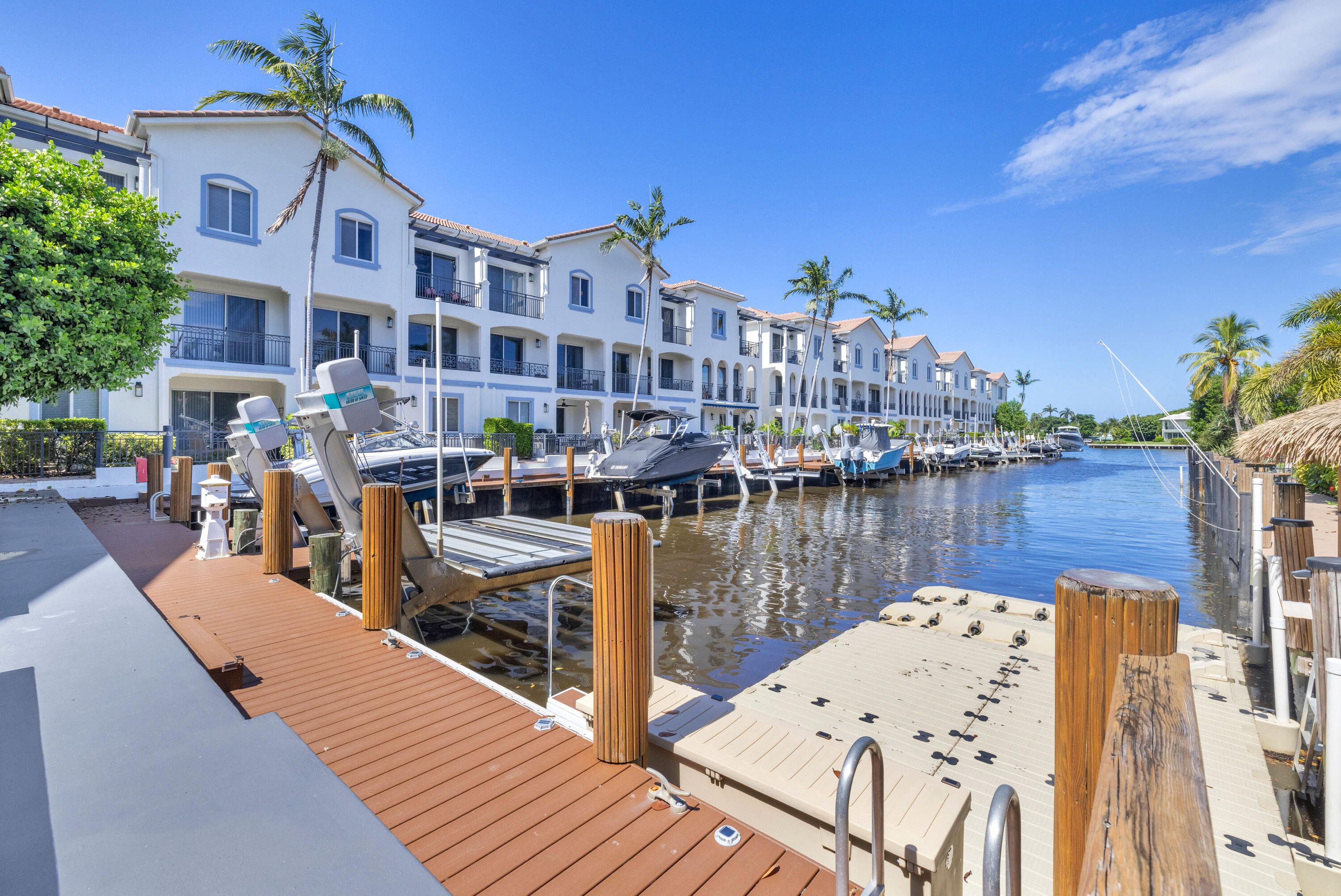 3146 Waterside Circle Circle