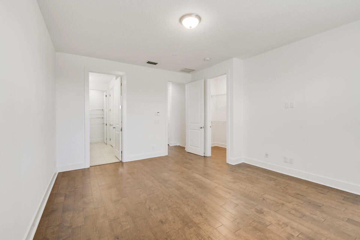 7089 Edison Place
