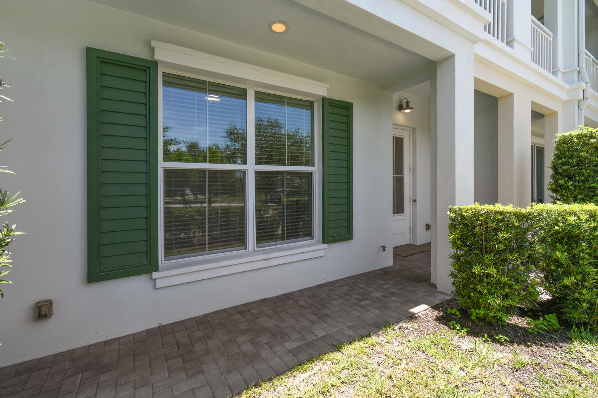 7089 Edison Place