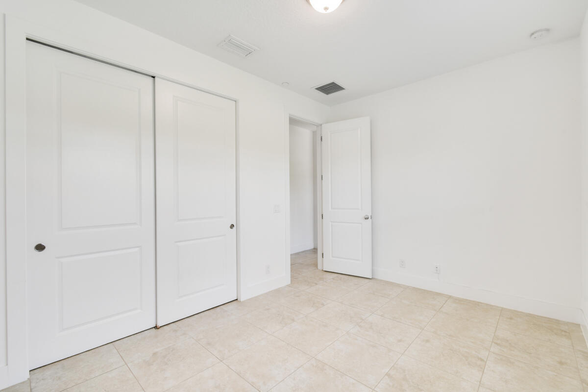 7089 Edison Place