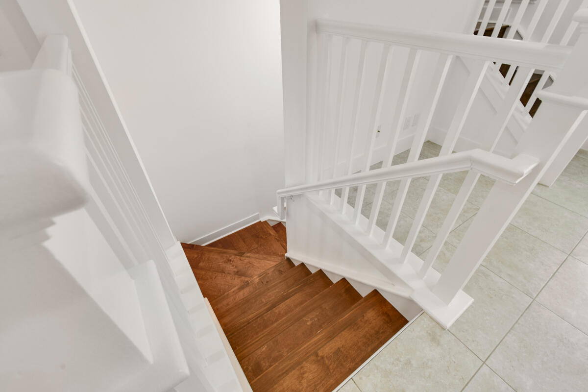 7089 Edison Place