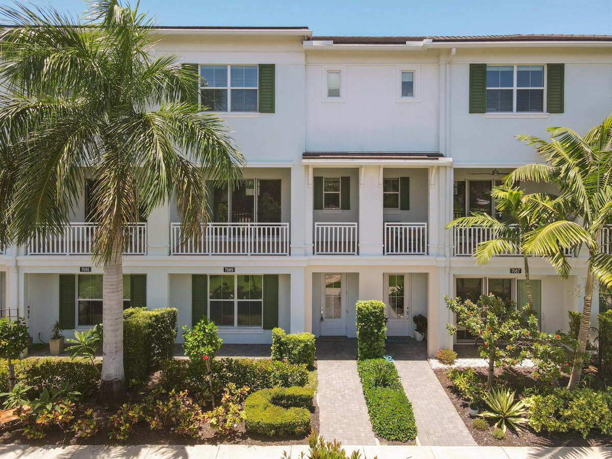 7089 Edison Place