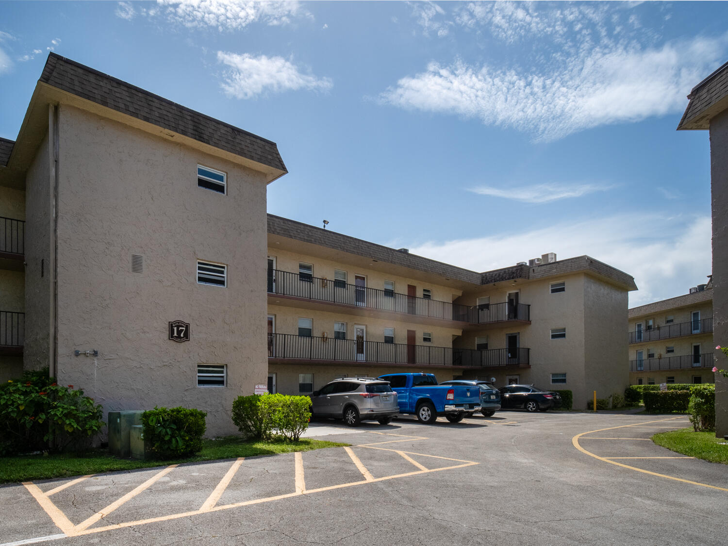 715 Lori Drive Drive 17-#213