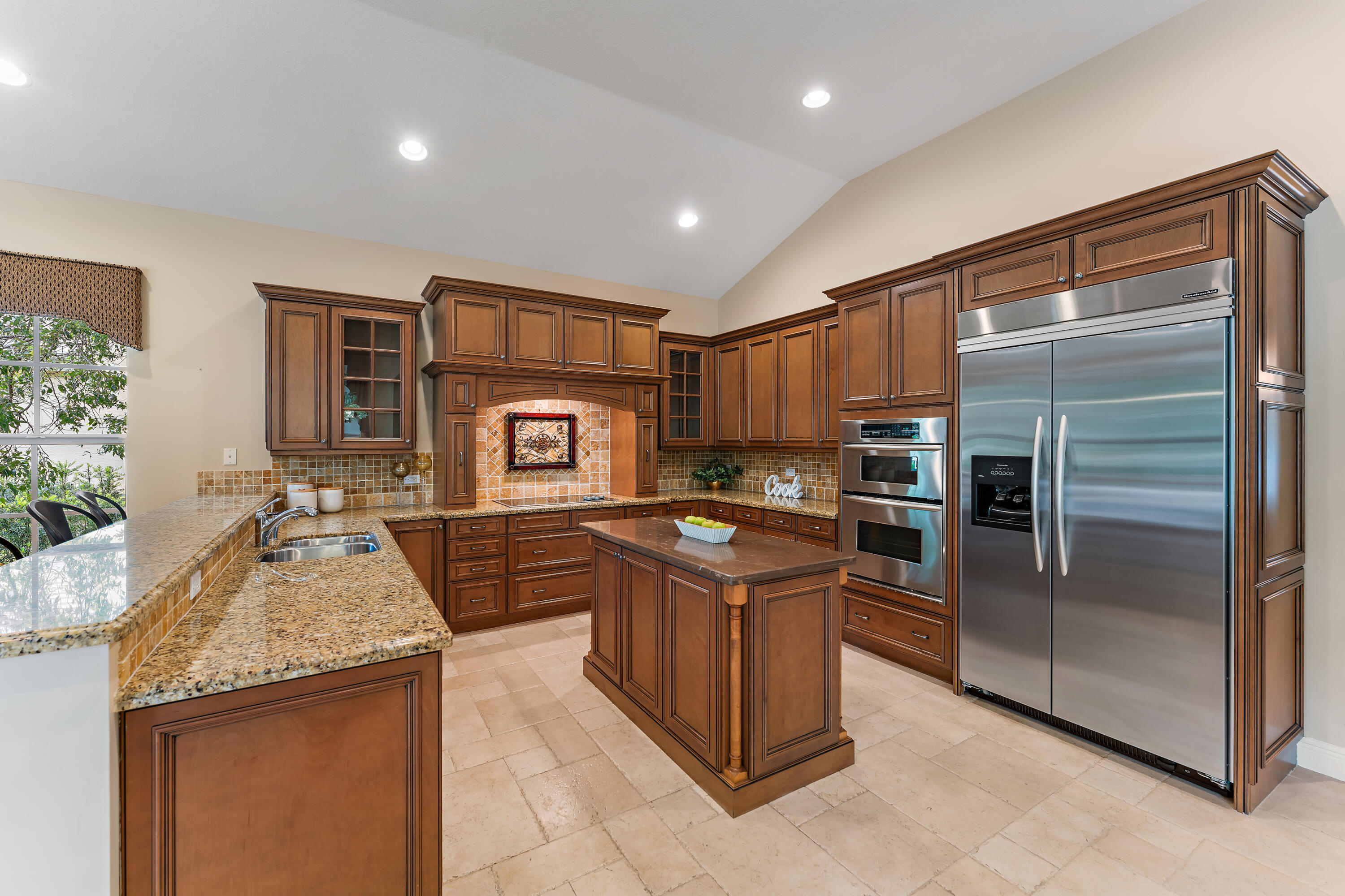 3334 Greenway Drive