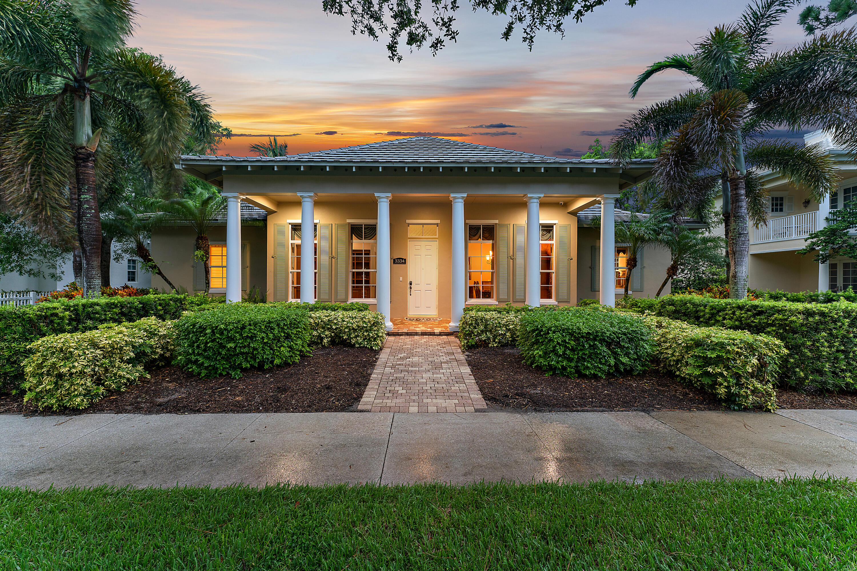 3334 Greenway Drive