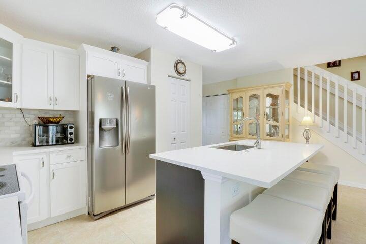 148 Fox Meadow Run